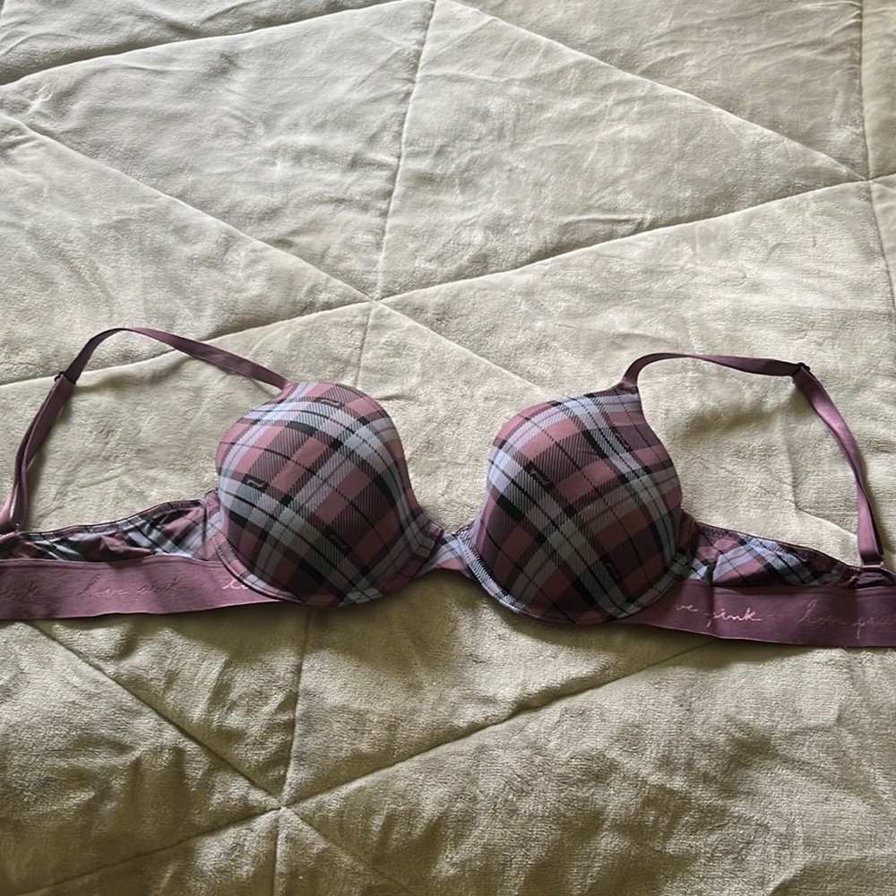 Lightly lined VS Bra